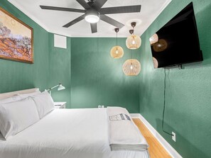 1 bedroom, iron/ironing board, WiFi, bed sheets