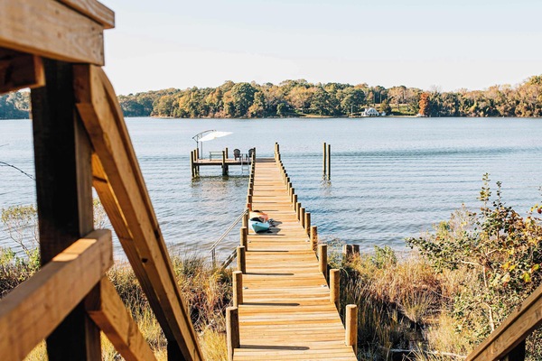 Ah, the waterfront! What a peaceful place to be. We have 4 kayaks for exploring, two umbrellas shading a picnic table, and a couple of Adirondack chairs for lounging. Fishing poles, life jackets, crab pots for in season crabbing (March 15-Nov. 15).