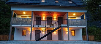 3-bedroom apartment with stunning moutain views and large terrace - House Elipsa