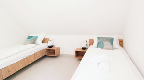 3 chambres, lit parapluie, Wi-Fi gratuit, draps fournis