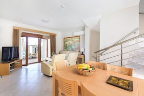 House | Living room - Holiday Home in Kiotari With a Terrace (Rhodes)