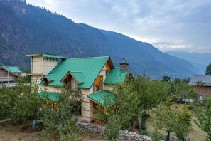 Exterior - The Native Route (Manali)