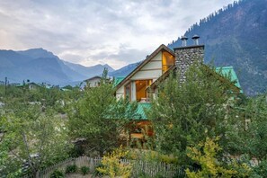 Exterior - The Native Route (Manali)