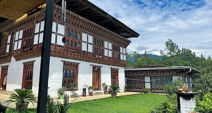 CheChey Homestay