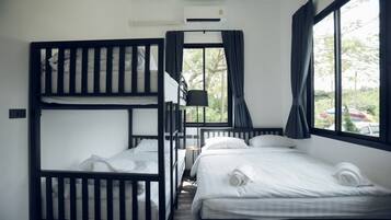 3 bedrooms, free WiFi, bed sheets