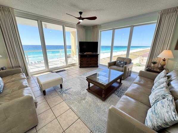 Living area - Caribbean 603 - Navarre Beach, Beachfront Condo! (Navarre)