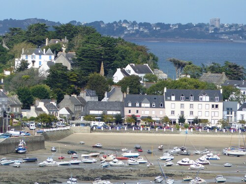 Brittany, Locquirec, vacation home 300m from the beach 