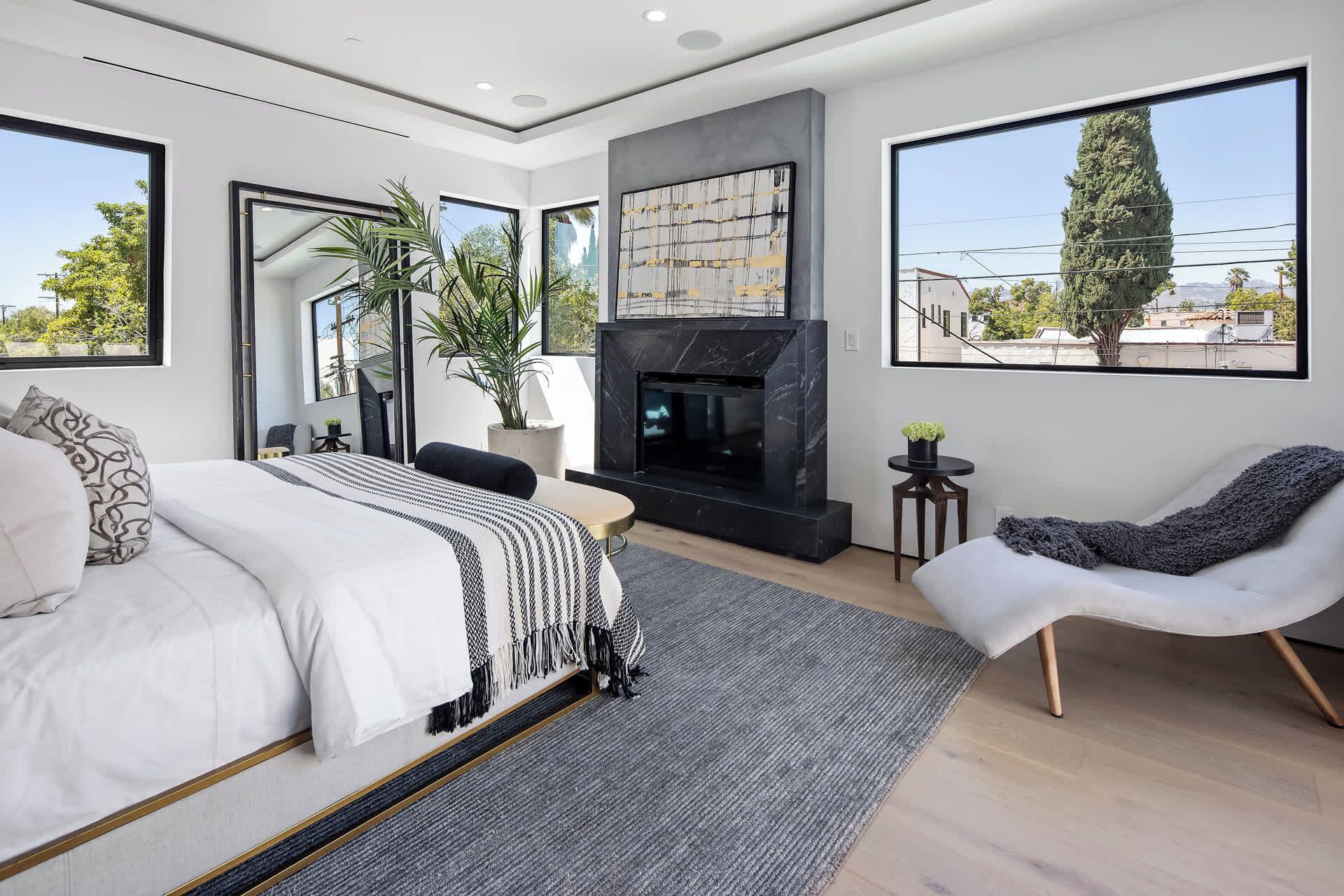 5 Schlafzimmer, Bügeleisen/Bügelbrett, WLAN