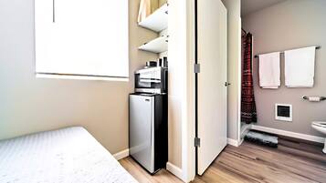 1 slaapkamer, een bureau, gratis wifi, beddengoed