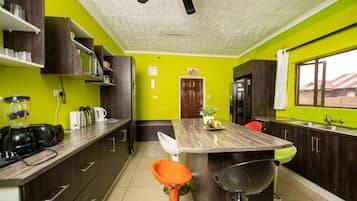 Family Townhome | Private kitchen