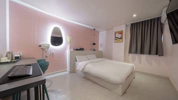 Premium-Suite | 1 Schlafzimmer, laptopgeeigneter Arbeitsplatz, kostenloses WLAN