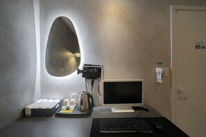 Standard Room | Ruang kerja komputer riba, Wi-fi percuma 