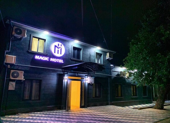 Front of property - Magic Hotel Tashkent (Tashkent)
