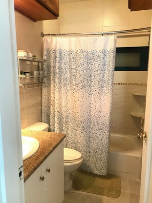 Hair dryer, towels - 2-bedroom Penthouse condo with WiFi, AC in the Stanza Mare on Los Corales beach. (Punta Cana)