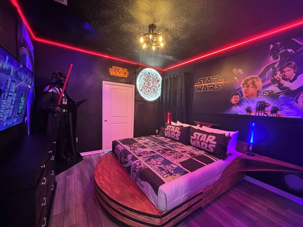 6 slaapkamers, een strijkplank/strijkijzer, reisbedje, wifi