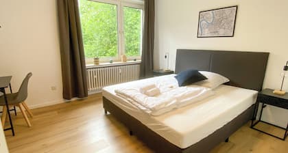 Apartment with 3 bedrooms and balcony