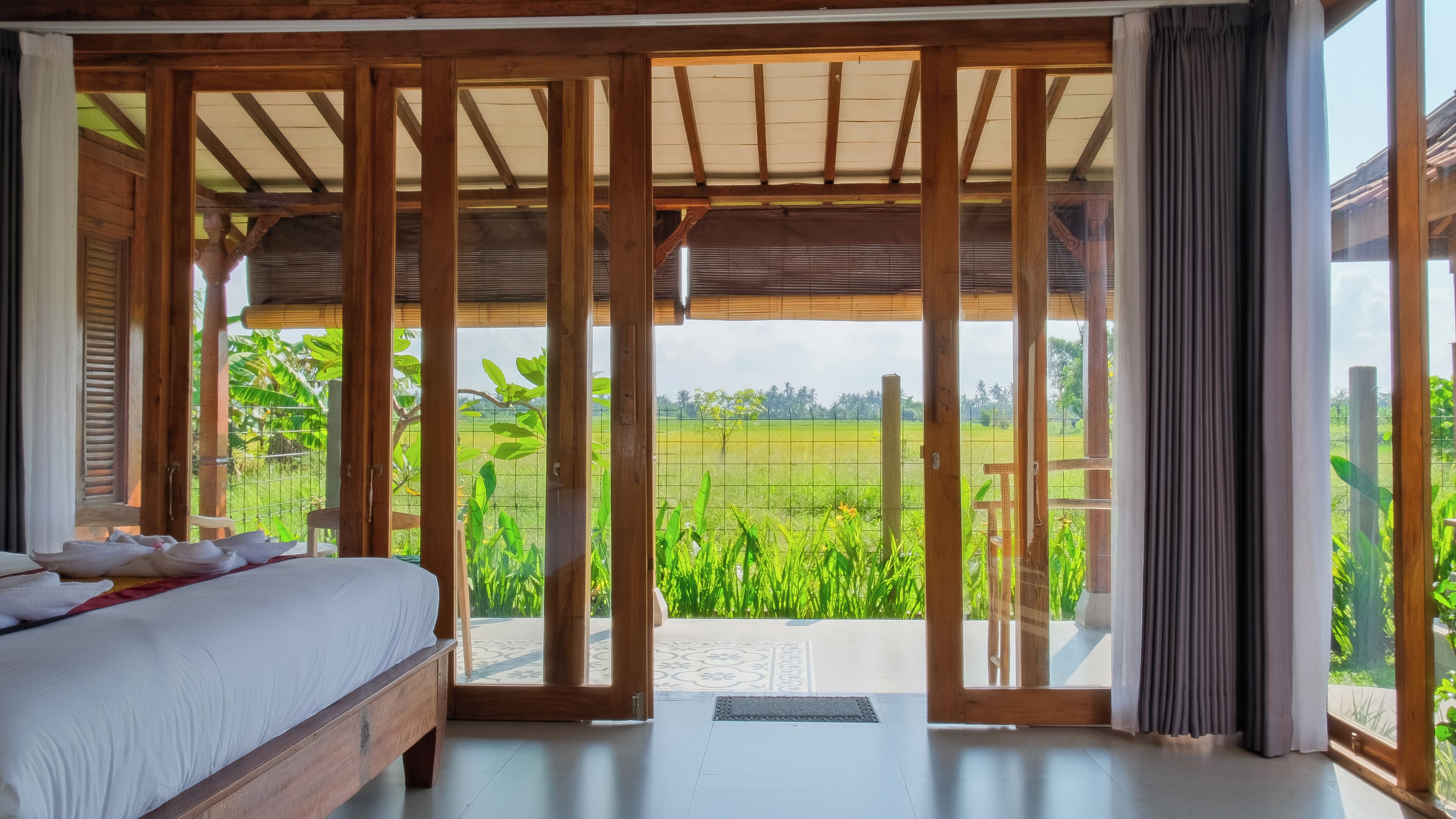 Grand Villa | 1 bedroom, down duvets, desk, laptop workspace