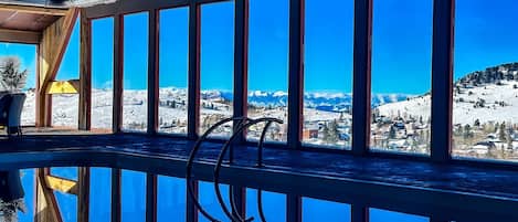 Piscina coberta i piscina climatitzada