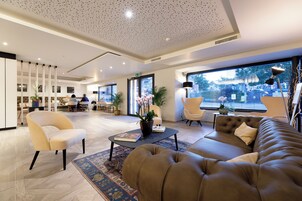 Sala de estar en el lobby