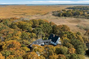Exterior - Modern 7BR Retreat/MarshViews/Hot tub/5mins to beach/Chef’s Kitchen/ Large Grps (Barnstable)