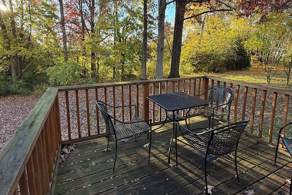 Family Townhome, 2 Bedrooms, Kitchen, Garden View | Terrace/patio