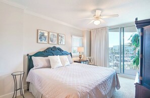 3 habitaciones, tabla de planchar con plancha, cuna de viaje y wifi 