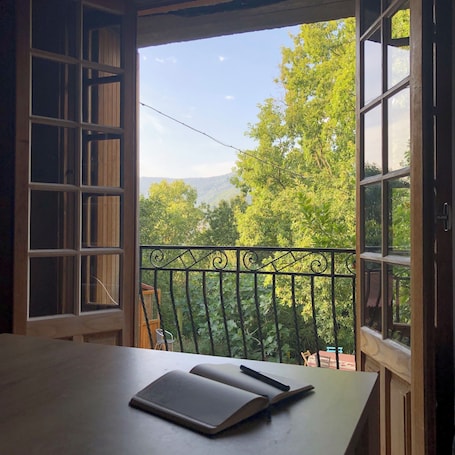 Interior. Private room or dormitory Cathar Trail stage relay fermedeMarithé