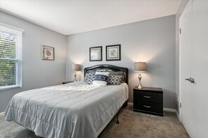 2 bedrooms, desk, free WiFi, bed sheets