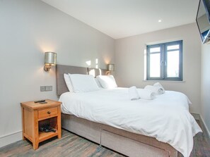 3 chambres, fer et planche à repasser, accès au Wi-Fi (inclus)