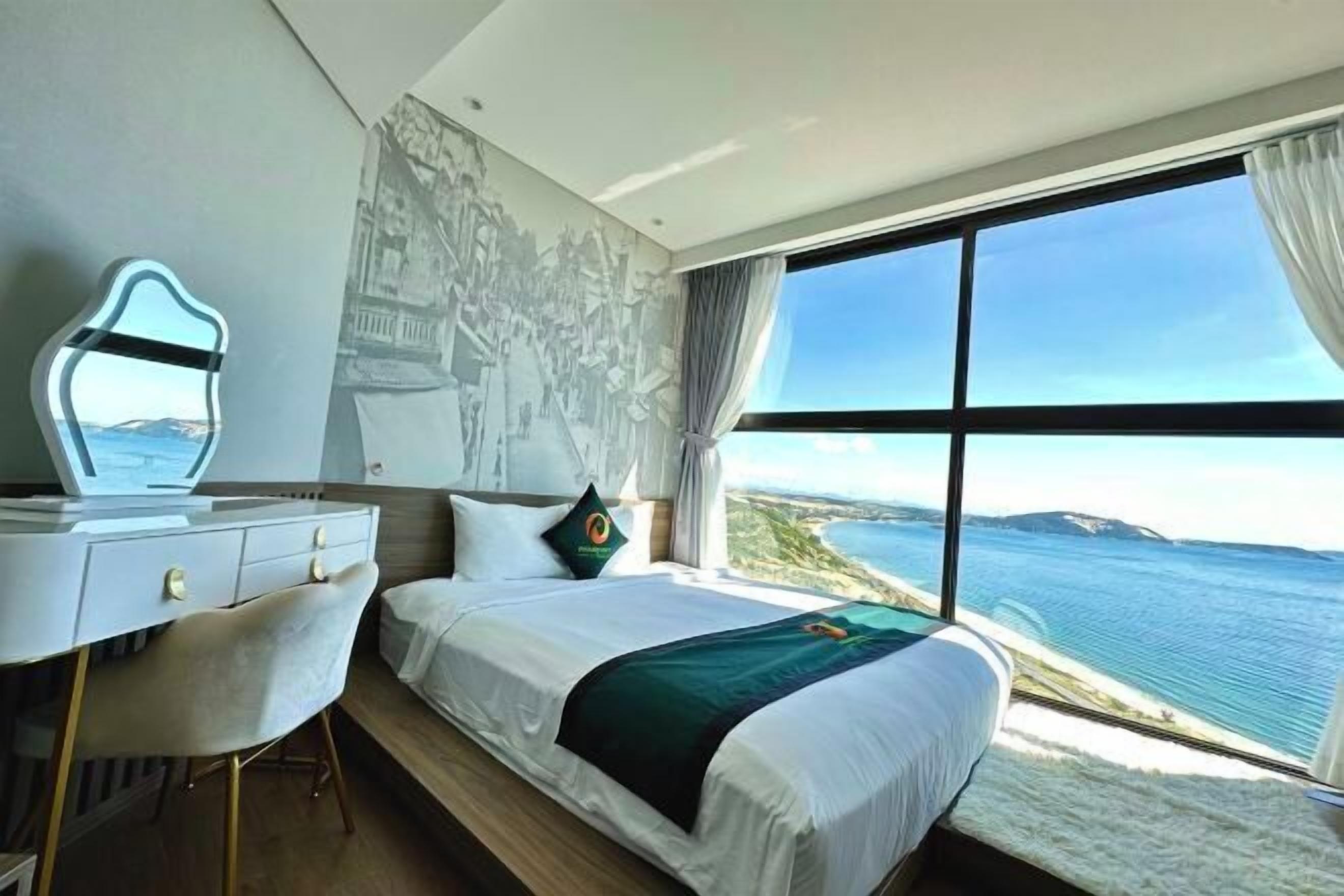 Memory foam beds, desk, laptop workspace, blackout drapes