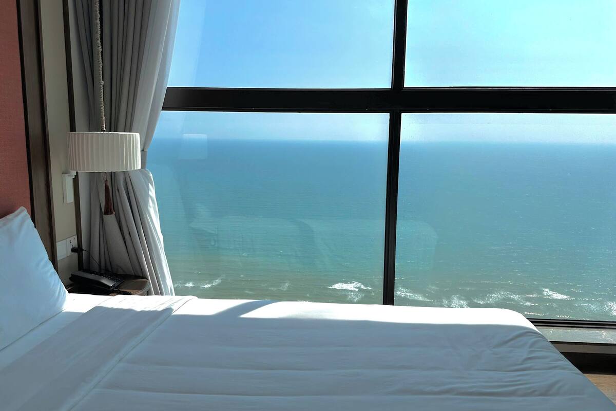 Chambre Familiale, balcon, vue plage | Vue de la chambre