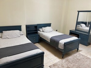 2 bedrooms, iron/ironing board, WiFi, bed sheets