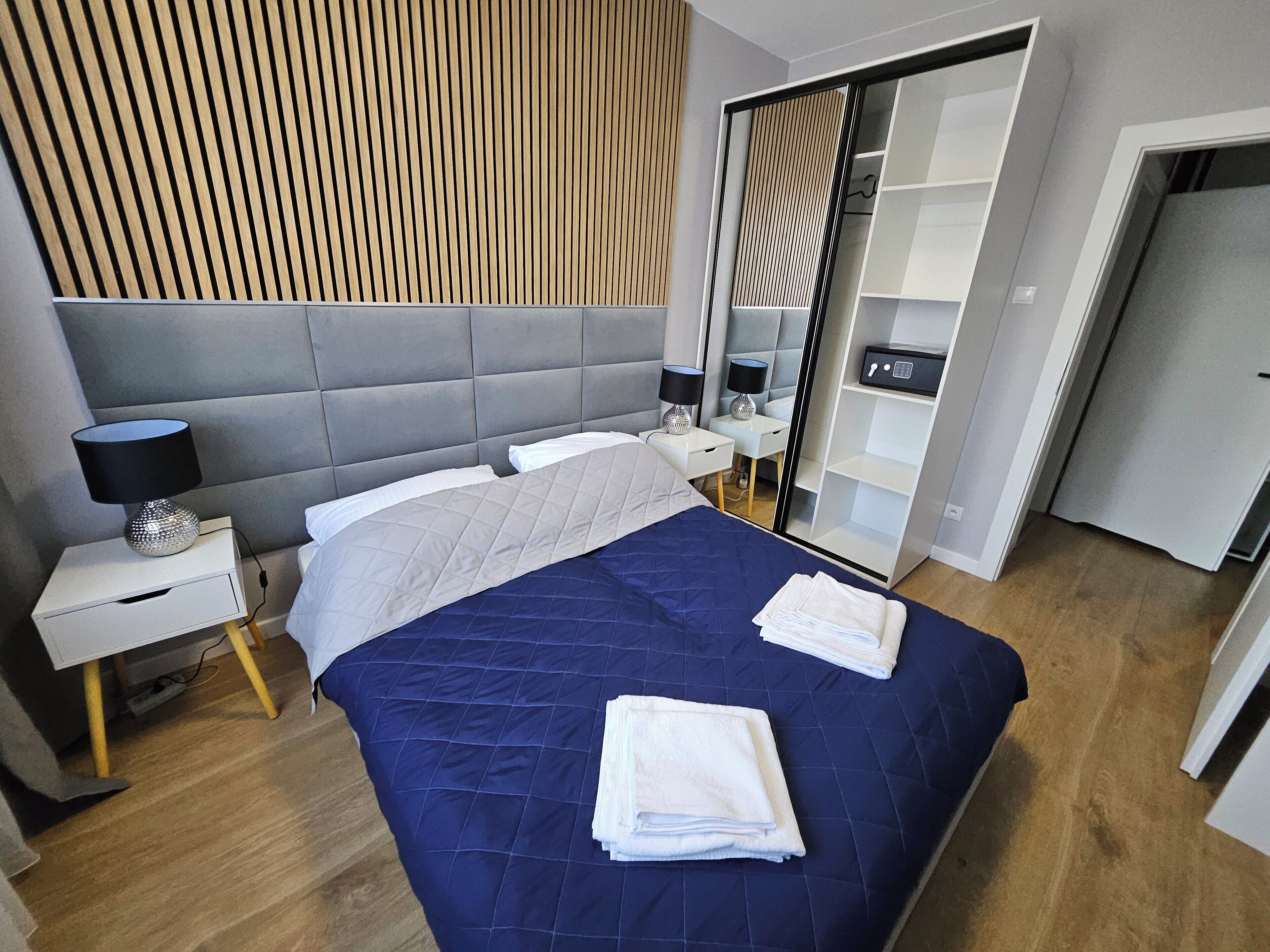 2 bedrooms, in-room safe, desk, laptop workspace