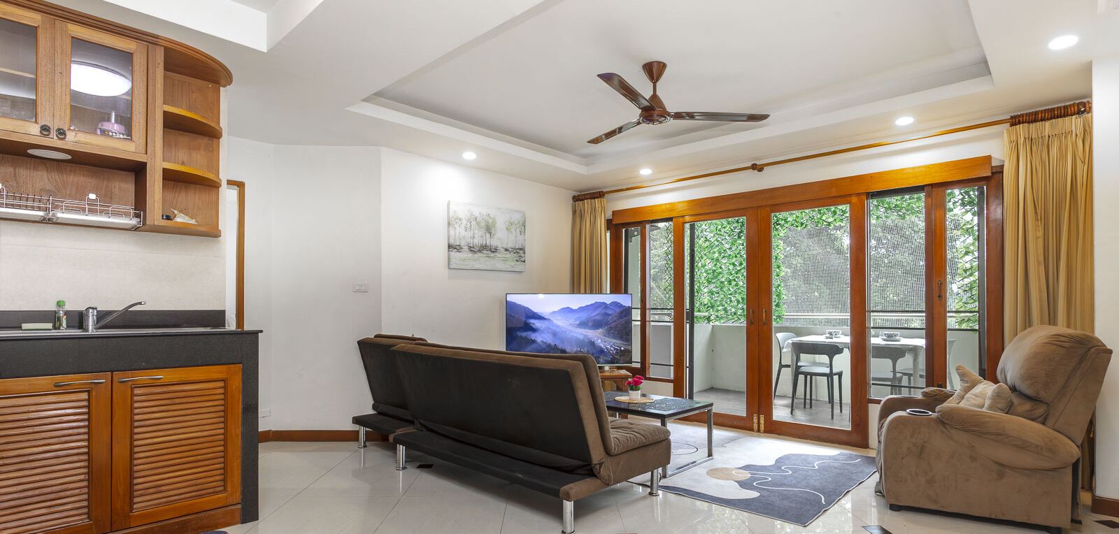 リビング エリア