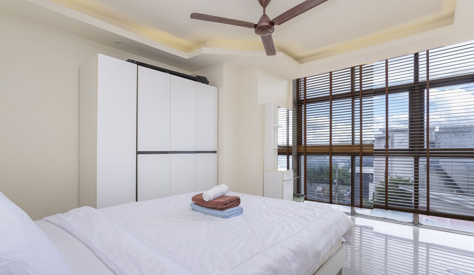 2 室のベッドルーム、WiFi、ベッドシーツ