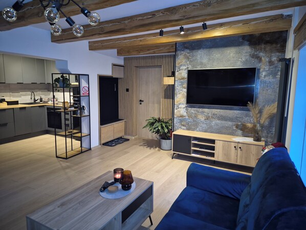 تلفزيون ذكي