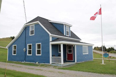 3 bedroom home with spectacular sunsets views