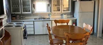 3 bedroom home with spectacular sunsets views