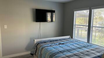 2 chambres, fer et planche Ă  repasser, draps fournis