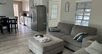 Charming Lake Livingston Home!