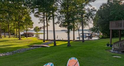 Lake Life is the BEST Life! Main Lake with Beach!