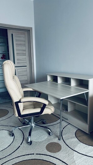 Comfort-Zimmer, Stadtblick | Wohnbereich