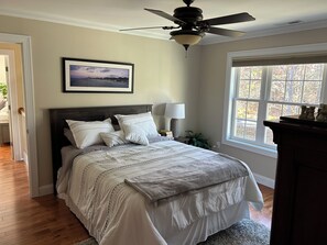 5 habitaciones, escritorio, tabla de planchar con plancha y wifi gratis