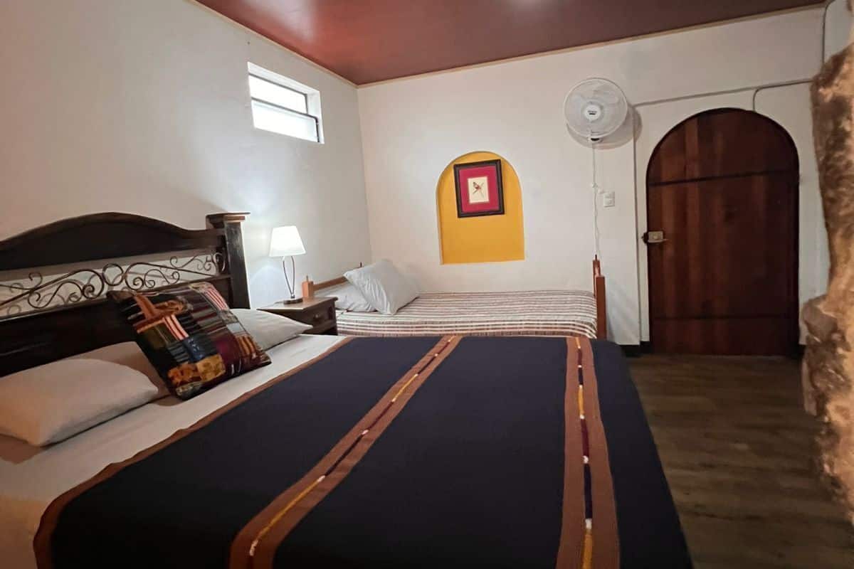 Kamar Quadruple Klasik | Wi-Fi gratis dan seprai linen
