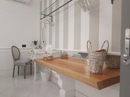 Executive Double Room | Frette Italian sheets, premium bedding, down comforters, pillowtop beds