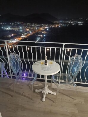 شرفة/رواق