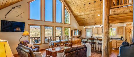 Télévision, cheminée