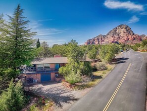Exterior - Sedona Retreat:HotTub View Trail (Sedona)