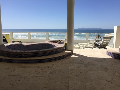 Beach front Villa w/4 bdrm. & 5 Bathrooms.  Steps to beach