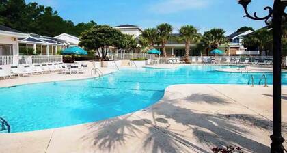 Beautiful Newly Remodeled Mini Suite at Sea Trail Resort